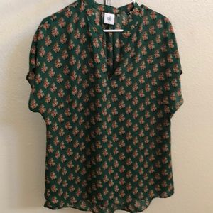 Cabi shirt. Bouquet floral